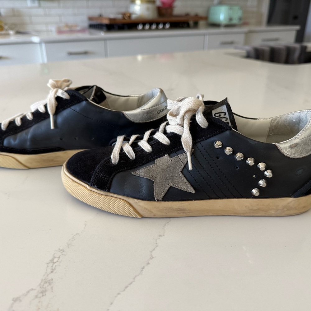 GG shoes